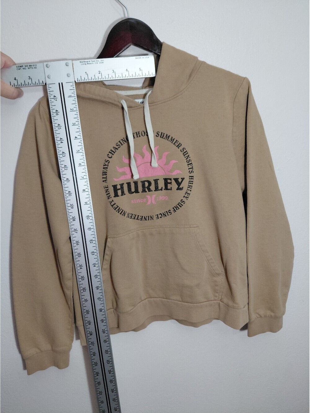 Hurley Medium Tan Hoodie with Pink Sun Graphic and Front Pocket
